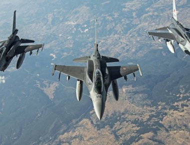 Νέες τουρκικές παραβιάσεις με εικονικές αερομαχίες στο Αιγαίο